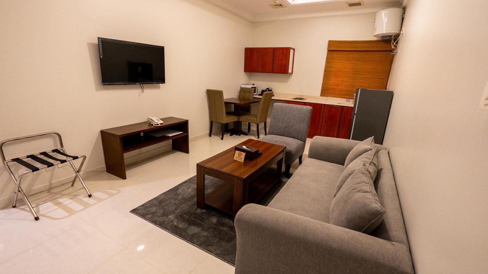 Lina Park 5 Hotel Al-Chubar Zewnętrze zdjęcie